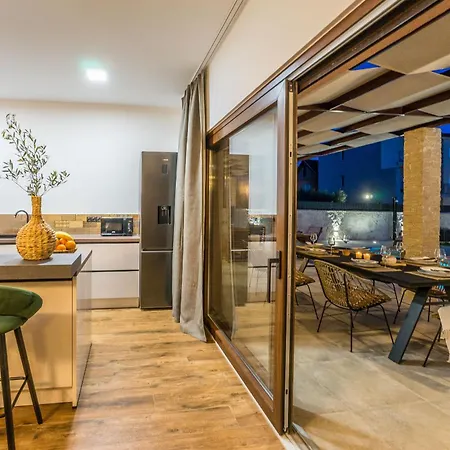 Skyfall Zadarvillas Villa *