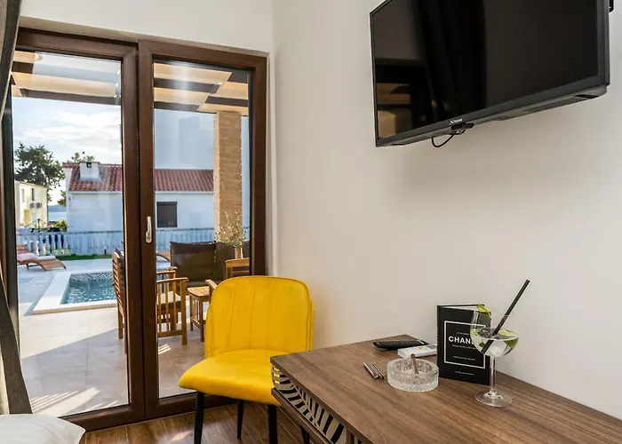 Skyfall Zadarvillas *